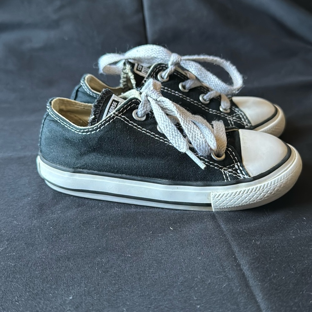 Converse USToddler size 8